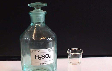 В Киевском ресторане уверяют, что серная кислота у них не взрывалась