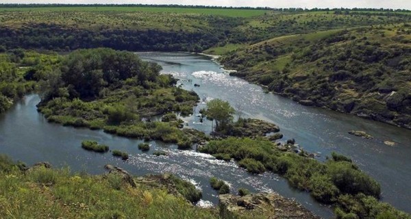 На Николаевщине мужчина нырнул с дамбы и загадочно исчез