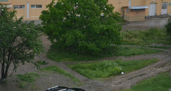 Ливень в Тернополе: улицы превратились в реки, машины  - в лодки