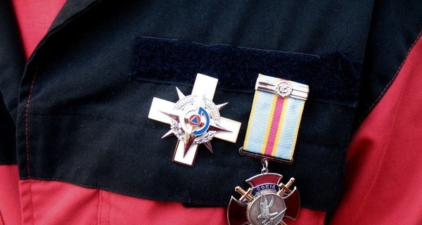 В Киеве наградили работников ГСЧС