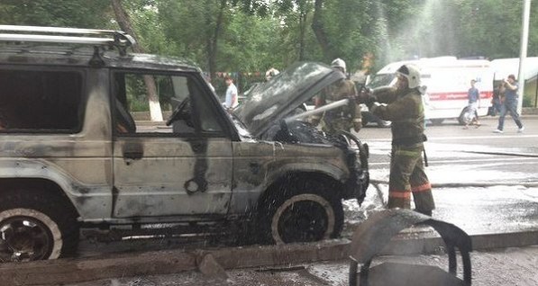 В центре Алма-Аты взорвался бензовоз: есть погибшие
