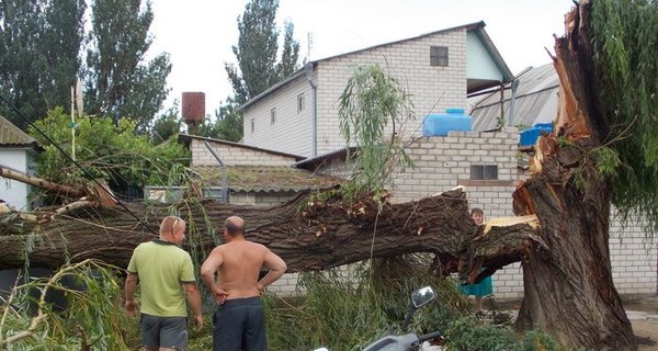 В Херсонской области ураган обесточил город