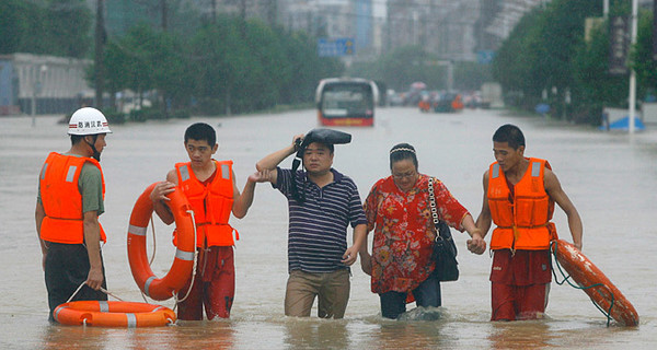 Аномальные дожди в Китае: пострадали более 2 миллионов человек 