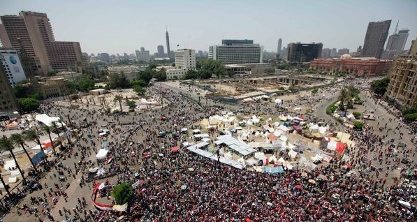 Столкновения в Египте: погибли 7 человек, президенту дали два дня на 
