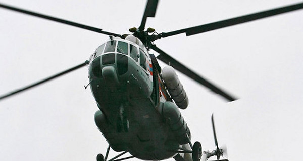 В России разбился пассажирский вертолет: выжили два пассажира и члены экипажа