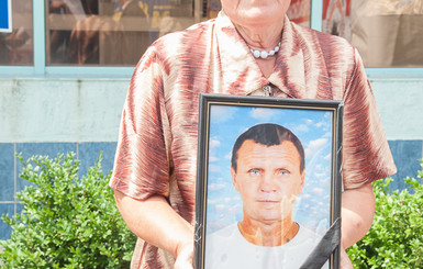 Жительница Врадиевки: моего сына убили милиционеры