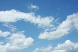 Погода в Украине: сегодня ожидаются грозы и ветер 