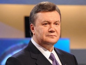Виктор Янукович уехал в Крым с рабочим отпуском