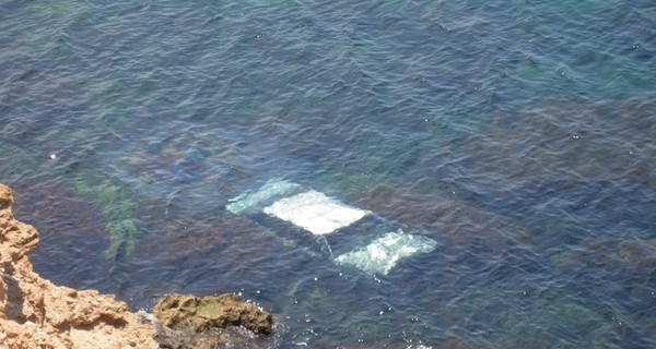 В Крыму женщина выжила, сорвавшись в авто с 20-метровой скалы