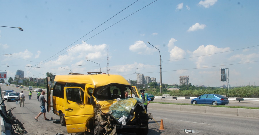 Пассажирка маршрутки умерла после ДТП в Запорожье