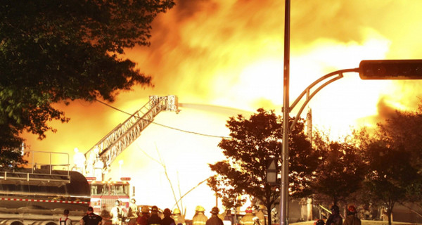 Число погибших при аварии поезда в Канаде возросло до 13 человек 