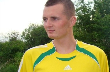 На Тернопольщине молодой футболист умер во время матча