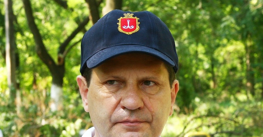 Алексей Костусев открыл море для всех отдыхающих 