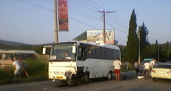 Очевидцы ДТП с автобусом: 