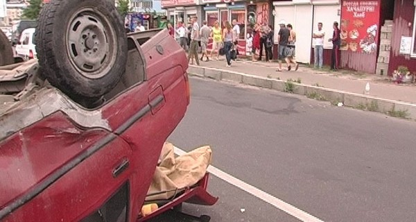 ДТП в Киеве: три машины всмятку, есть жертвы