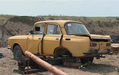 На луганской копанке уголь добывали с помощью старых “москвичей