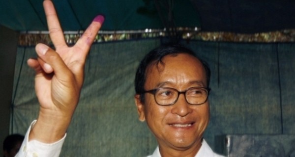 Лидер камбоджийской оппозиции вернулся на родину перед выборами