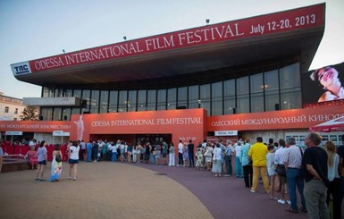 На следующем Одесском кинофестивале фильмы хотят показывать в ангарах
