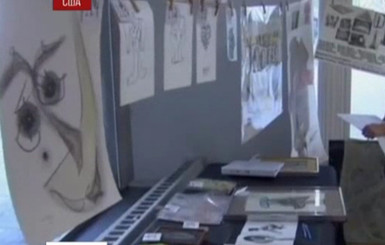 Удачная случайность: уборщик подобрал картины стоимостью $ 200 тысяч	