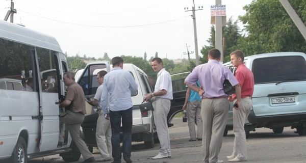 Таксист Сергей Рябиненко из Врадиевки показал как избивал Ирину Крашкову