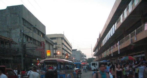 В Филиппинах взорвали ресторан, погибли шестеро