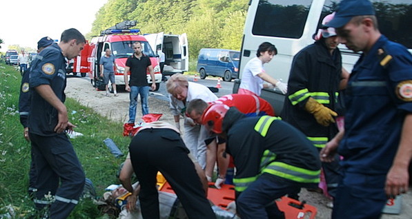 Появилось видео ДТП на Тернопольщине, в котором погиб милиционер