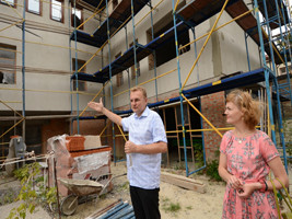 Мэр Львова показал свой новый трехэтажный особняк