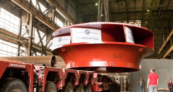 На Днестровскую ГАЭС везут 120-тонную турбину