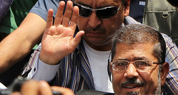 СМИ: Экс-президента Египта Мурси освободят, если он согласится уехать из страны