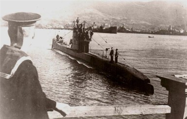 Затопленную советскую субмарину поднимут за счет госказны 