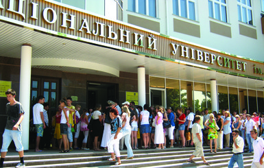 Крымские абитуриенты хотят стать стоматологами и юристами