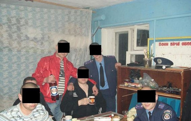 Николаевская милиция ищет компрометирующие фото сотрудников в соцсетях