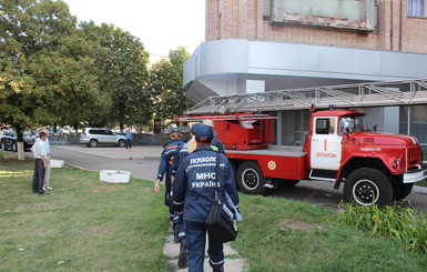 Взрыв в Луганске: за медицинской помощью обратилось 27 человек