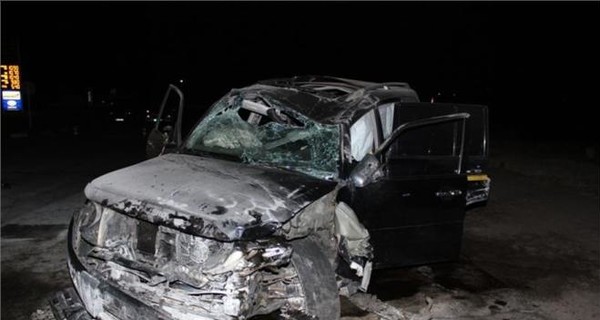 На запорожской трассе Mitsubishi смяло в гармошку: погиб водитель