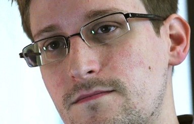 Эдвард Сноуден: сервер системы слежения США может быть и в Киеве 