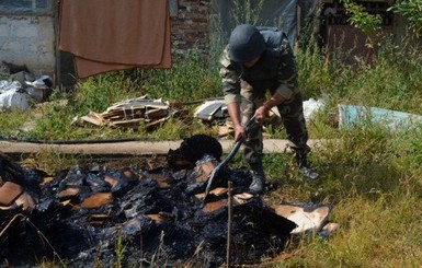 В Севастополе мужчина решил развлечься,  бросив в огонь гранату