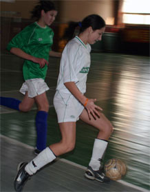 В честь праздника девушки играли в футбол целые сутки! 