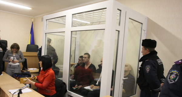 Суд отказался вызывать свидетелей, получивших смс от 