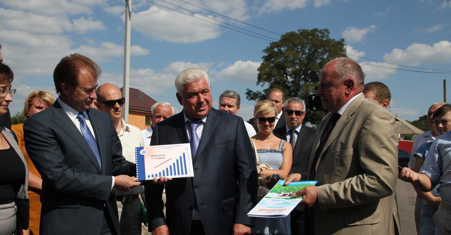 Анатолий Присяжнюк: 