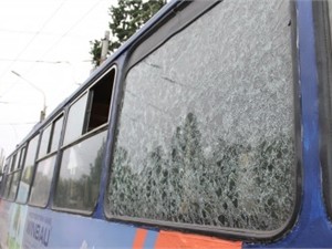 МВД: никакой стрельбы по окнам троллейбуса в Сумах не было