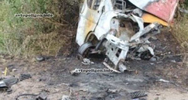 Смертельная авария на Тернопольщине: столкнулись молоковоз и микроавтобус