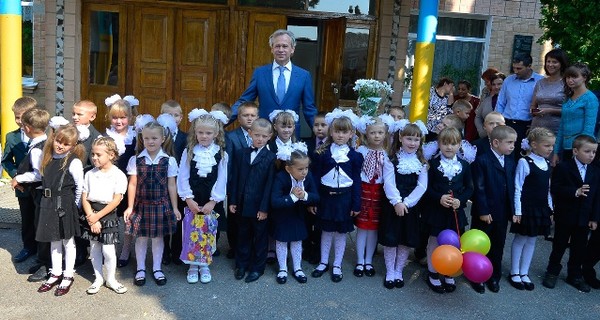 Министр Присяжнюк на 1 сентября посетил школу в селе Фурсы