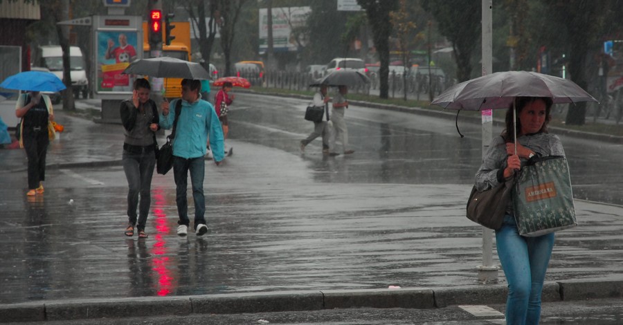 Сезон дождей в Киеве закончится через две недели