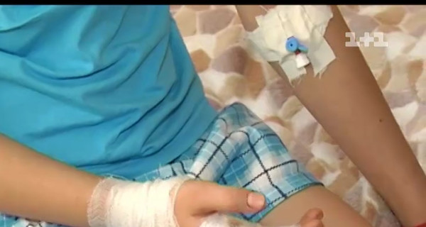 Медицинский скандал в Донецкой области: скорая отказалась госпитализировать окровавленного ребенка  