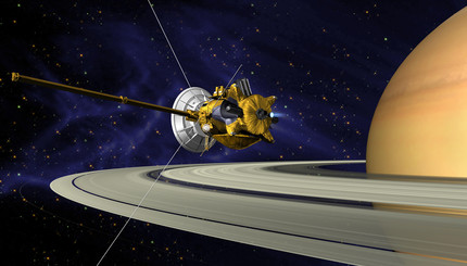 Завтра погибнет космический аппарат Cassini: подборка лучших снимков станции