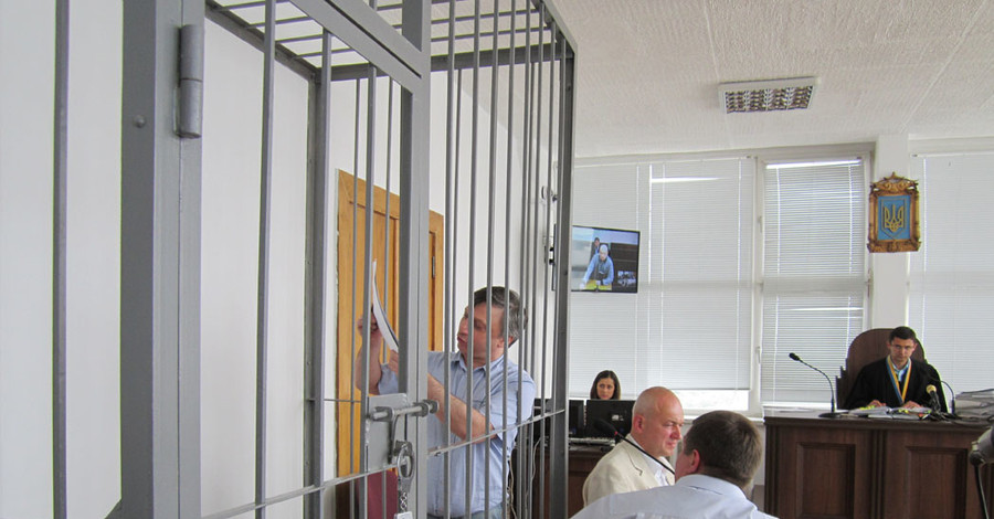 Приговор Слюсарчуку вынесут к концу октября