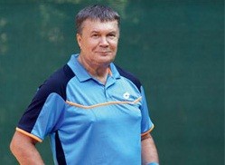 Виктор Янукович: Я снова на корте