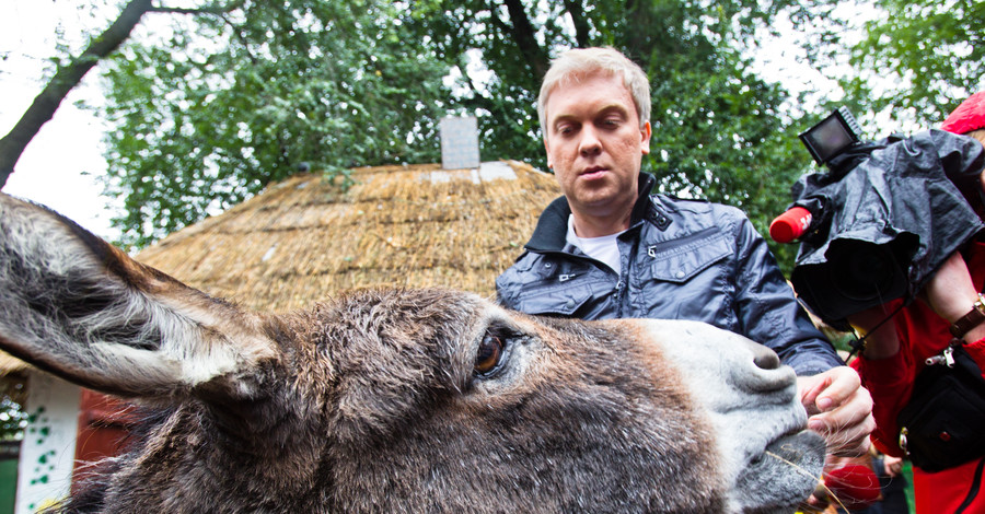 Шоумен Сергей Светлаков взял под опеку самых упрямых животных столичного зоопарка