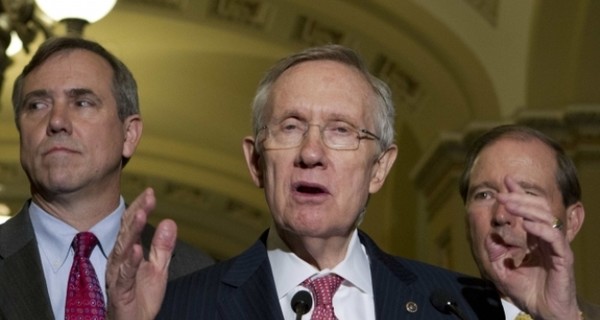 Голосование в сенате США по вопросу о бомбардировке Сирии отложено