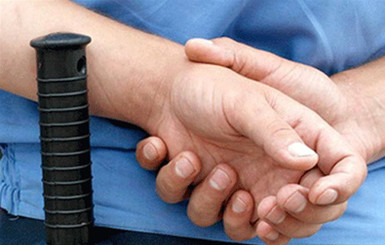 Киевский милиционер во время следствия ограбил пенсионерку